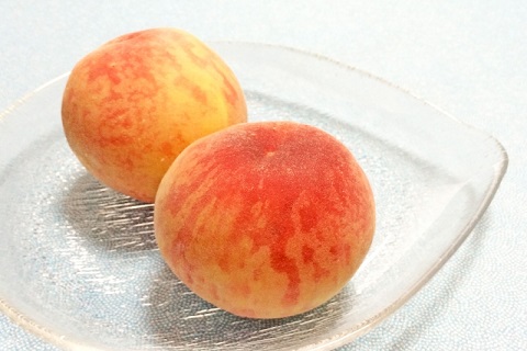 桃の旬の時期はいつ お値段はどれくらい 桃の種類の違いによる価格をチェック 食う寝る暮らす